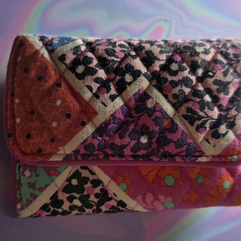 Floral Patchwork Quilted Women's Clutch